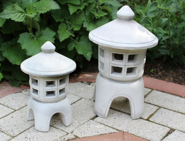 Beton Figuren japanische Laternen H 23/32 cm 2-er Satz 2-teilig für Teelicht geeignet