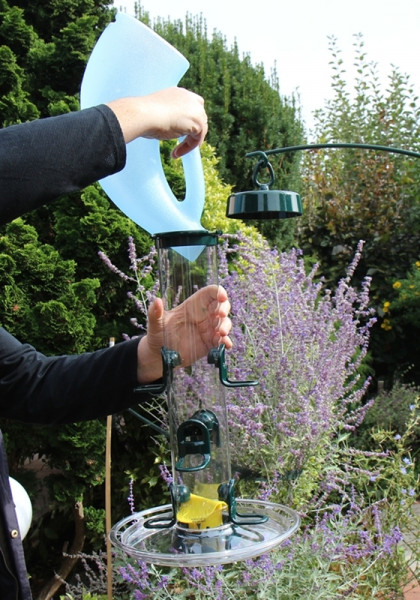 naturschutz-schwegler-futtersaeule-mit-stab-futterteller-vogelschutz-futterspender-sch005-4jMy0gwX5hAgaA