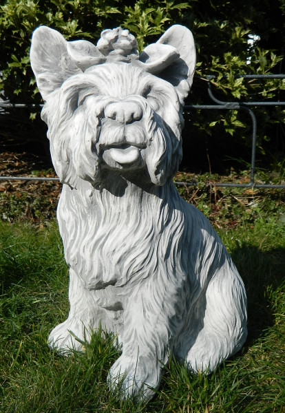 Beton Figur Yorkshire Terrier Hundefigur sitzend groß H 38 cm Dekofigur und Gartenfigur