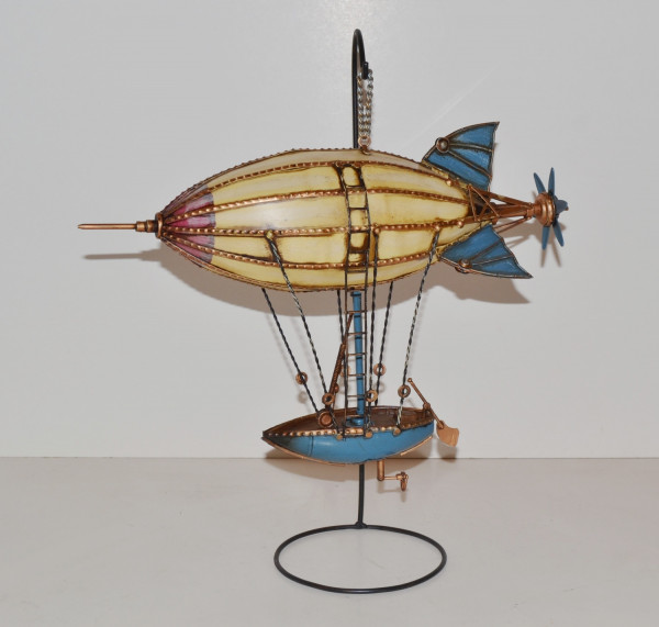 Blechmodell Nostalgie Modellflugzeug Oldtimer Zeppelin Luftschiff Modell auf Ständer Blech L 37 cm