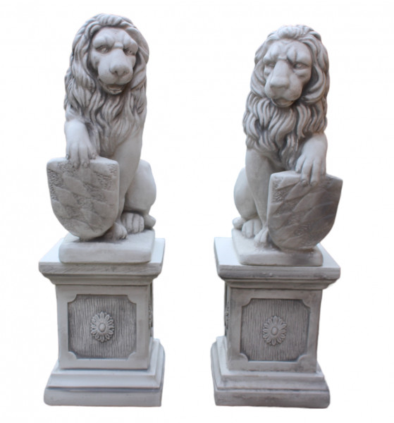 Beton Figuren Löwen Wappen auf rechter und linker Seite auf klassischen Säulen H 65 cm Dekofiguren