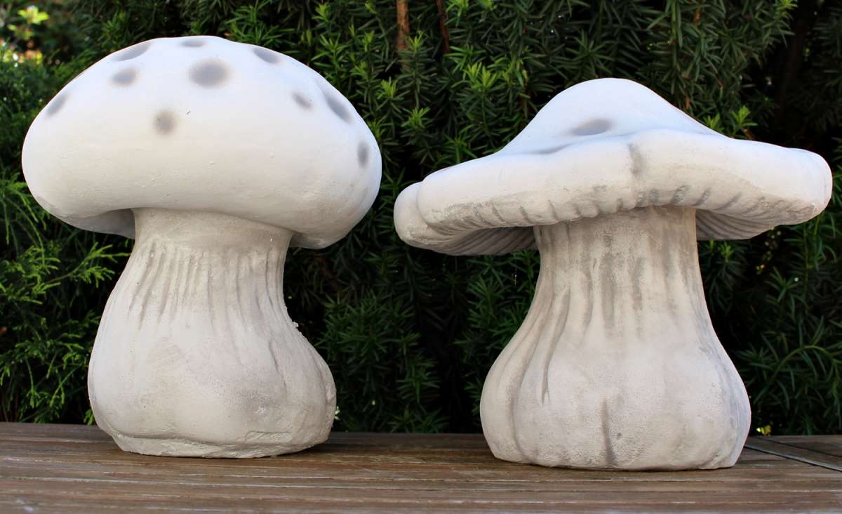 Betonfiguren Dekoelemente Pilze groß Deko Waldpilze 2er