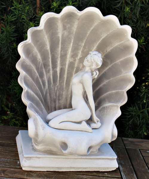 Beton Deko Figur junge Frau in Muschel H 41 cm Wasserspeier (ohne Schlauch) Gartenskulptur 2-teilig