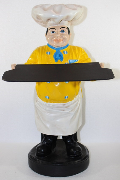 Dekofigur Koch gelbes Hemd mit Tablett Kochfigur H 48 cm Gastrofigur stehend aus Kunstharz