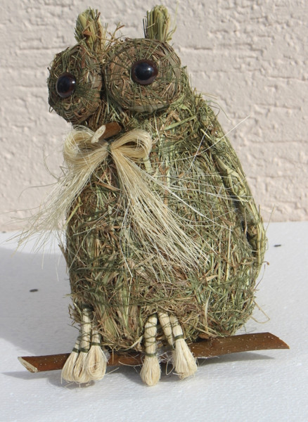 Deko Heu Figur Eule sitzend Heueule Höhe 20 cm Tierfigur aus Naturmaterial Heu zum Basteln Heudeko