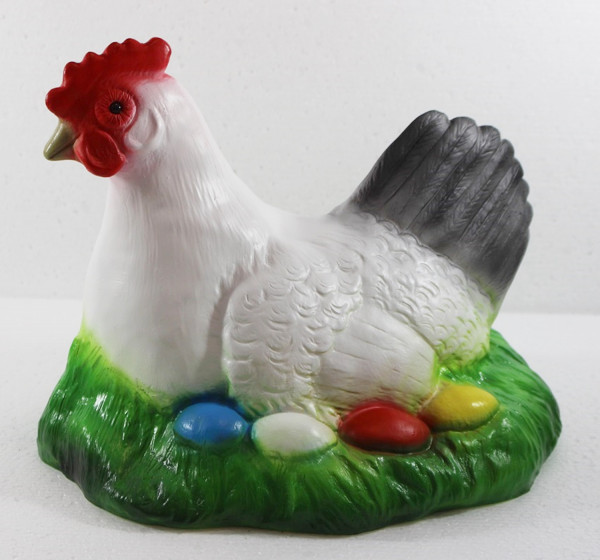 Deko Garten Figur Tierfigur Henne auf Nest mit bunten Eiern sitzend aus Kunststoff Höhe 23 cm
