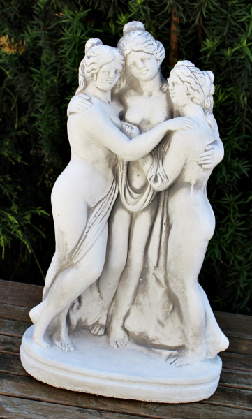 Beton Figur Statue Drei Grazien stehend umarmt H 42 cm Frauenakt Dekofigur Gartenskulptur
