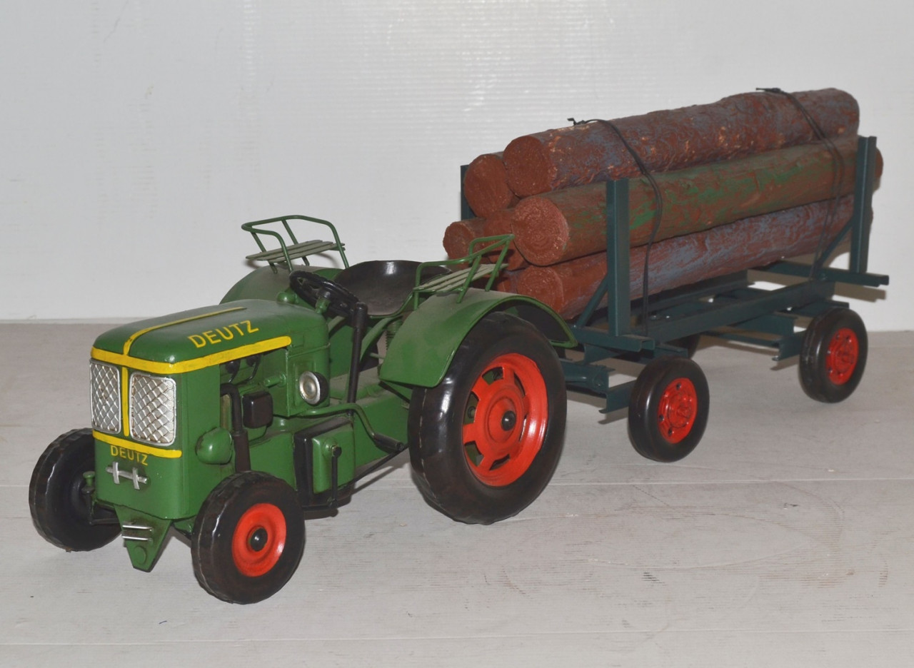 Blechtraktor Nostalgie Modellauto Oldtimer Deutz Gespann mit Holzanhänger Traktor L 60 cm