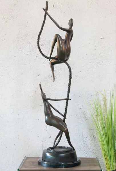 Bronzefigur Bronzeskulptur Abstrakte Figur "Klettern" modern auf Marmorsockel H 89 cm Skulptur