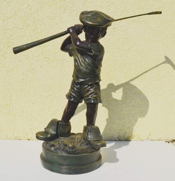 Dekofigur Deko Figur Junge mit Golfschläger H 60 cm aus Resin - bronzefarben